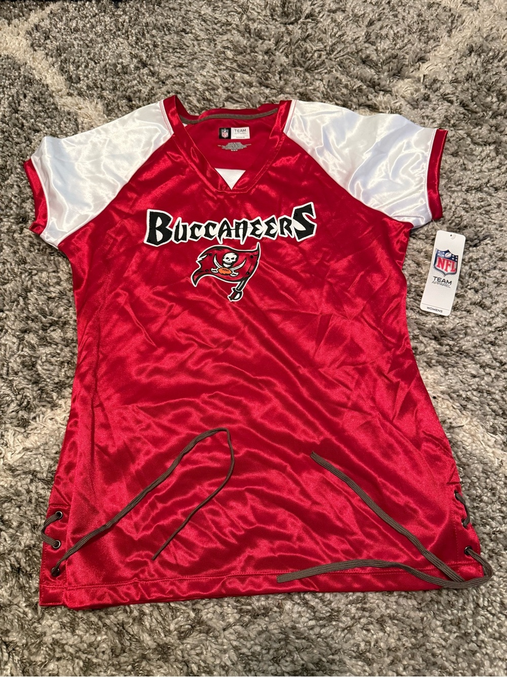 Tampa Bay Buccaneers Women’s size  medium T-Shirt brand new with tags.
